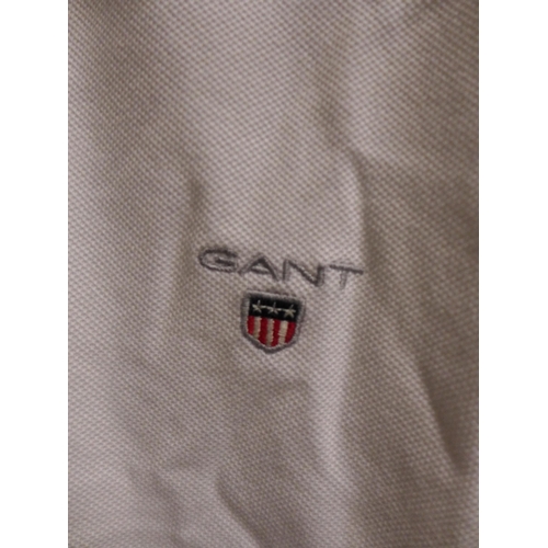 3271 - 3 Men's Gant polo T-shirts, (2 small and 1 medium) - mixed colours * this lot is subject to VAT