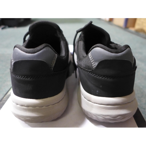 3005 - Men's black air cooled memory foam Skechers, UK 7 * this lot is subject to VAT