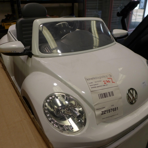 3056 - Rollplay White 6V Electric Ride On VW Beetle (270Z - 29), Original RRP £99.91 + vat   * This lot is ... 