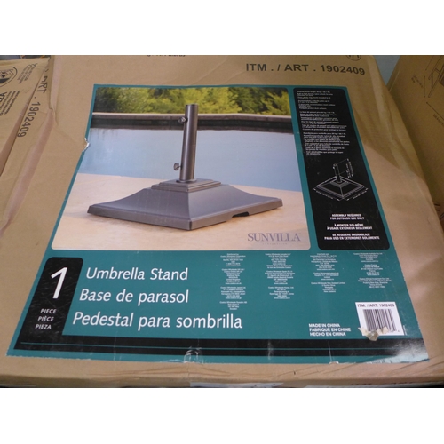 3059 - Sunvilla Umbrella Base (damaged casing) (270Z - 30), Original RRP £74.99 + vat   * This lot is subje... 