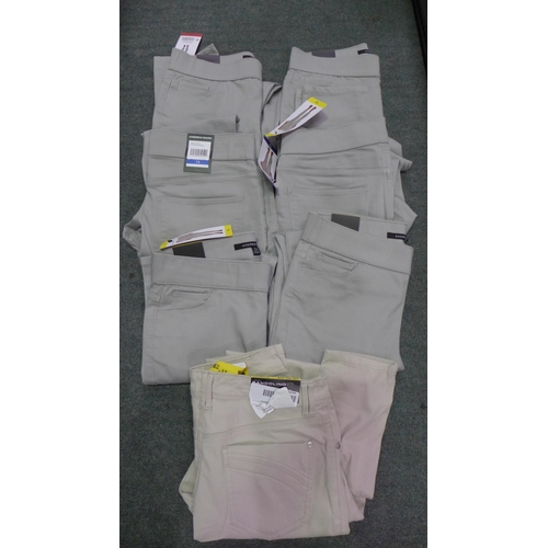 3066 - 7 Pairs of Women's Andrew Marc & Bandolino trousers (6 light grey/1 cream), mixed sizes * this lot i... 