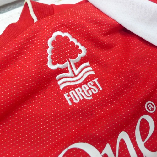 2179 - Nottingham Forest signed football shirt with approx. 13 signatures in total