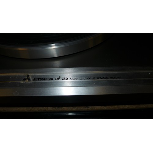 2236 - Mitsubishi DP 780 record player/turntable