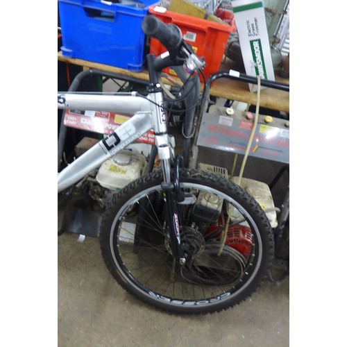 2294 - Diamondback MO5 gent's aluminium MTB bicycle/bike