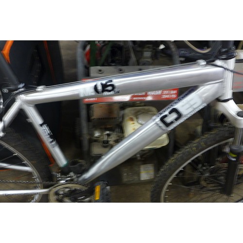 2294 - Diamondback MO5 gent's aluminium MTB bicycle/bike