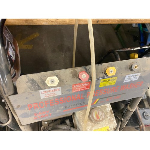 2090 - 2 Petrol jet washers * This lot is subject to VAT