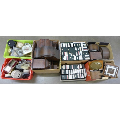 1024 - Six boxes of clocks, clock parts and mechanisms **PLEASE NOTE THIS LOT IS NOT ELIGIBLE FOR POSTING A... 