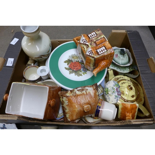 1043 - A collection of mixed china including Royal Worcester, Royal Doulton and Minton **PLEASE NOTE THIS L... 