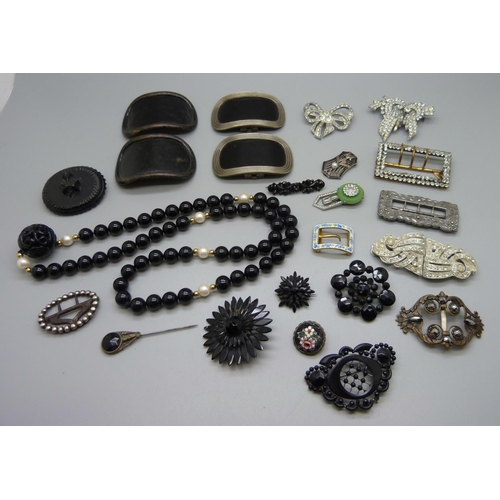 873 - Vauxhall glass brooches, Georgian shoe buckles and paste set jewellery