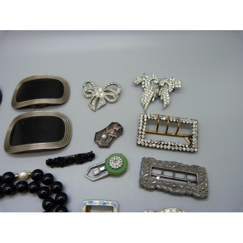 873 - Vauxhall glass brooches, Georgian shoe buckles and paste set jewellery