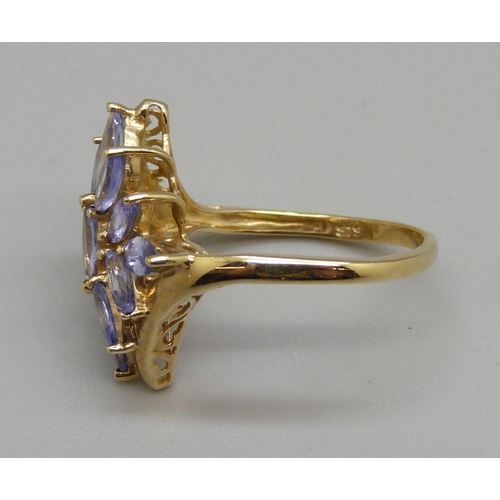 929 - A 9ct gold, marquise tanzanite cluster cocktail ring, 3.1g, N