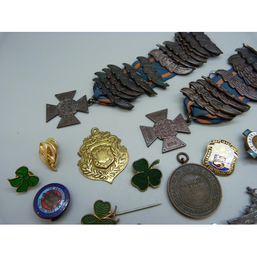 991 - Assorted badges, medals, etc.