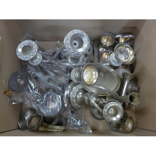 998 - A box of silver plated items including an urn with lid **PLEASE NOTE THIS LOT IS NOT ELIGIBLE FOR PO... 