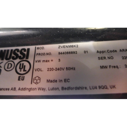 3011 - Zanussi Single Oven Model: ZVENM6K2 (357-174) * This lot is subject to VAT