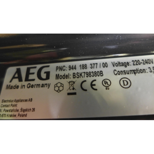 3038 - AEG Steam Oven - model no:- BSK798380B, original RRP �1399 inc. VAT (357-90) * This lot is subject t... 