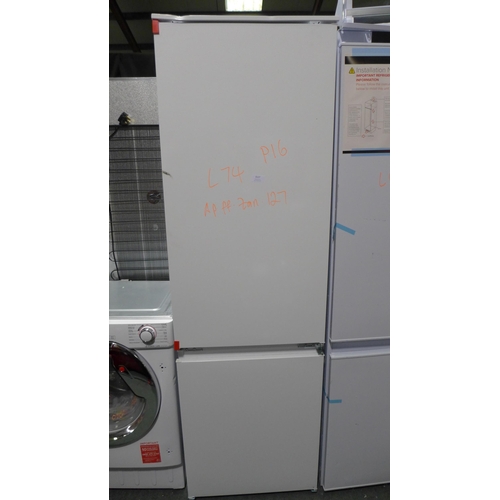 3127 - Zanussi Fridge Freezer - Low Frost - model no:- ZNLN18FS1, original RRP �440.83 inc. VAT (357-74) * ... 