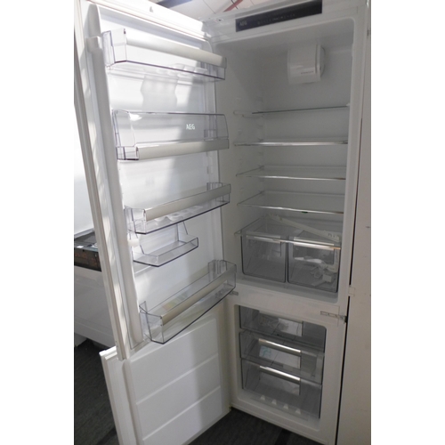 3169 - AEG Fridge Freezer (Frost Free) - model no:- SCE8181VTS, original RRP �587.5 inc. VAT (357-72) * Thi... 