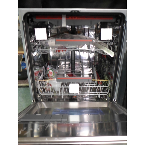 3195 - AEG Fully Integrated Dishwasher - model no:- FSK52917Z (357-51) * This lot is subject to VAT