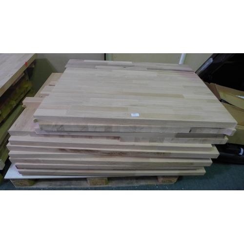 3205 - Pallet of Solid Oak Off Cuts (357-178) * This lot is subject to VAT