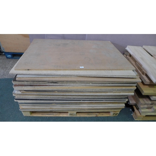 3207 - Pallet of MDF Off Cuts of Boarding