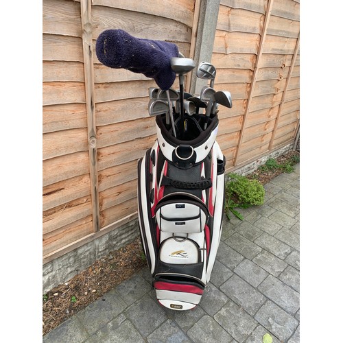 2442 - Golf bag and clubs