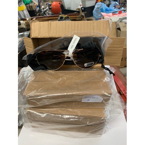 2227 - 10 Pairs of Very women's aviator sunglasses