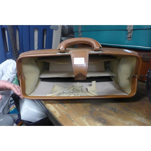 2094 - Hotpoint electric heater plus brown leather doctor's bag