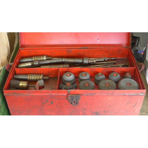 2185 - Wolf industrial valve seat grinding/cutting kit in tool chest