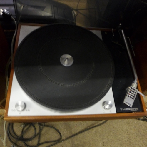 2339 - thorens turn table with Wharfdale amp and TundBerg tl 250 speakers (stylus in key box)