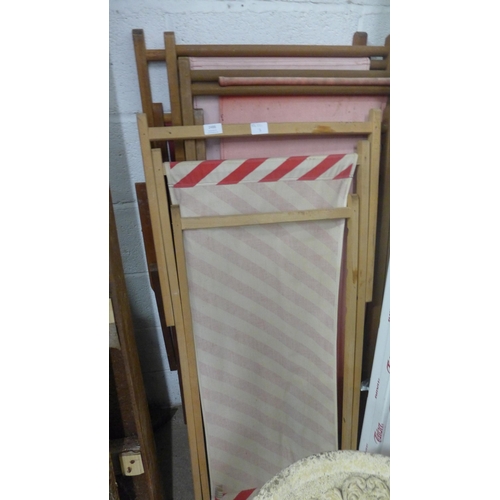 2488 - 4 original deck chairs