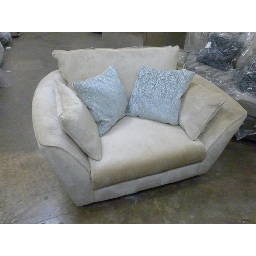 1452 - A champagne velvet love seat