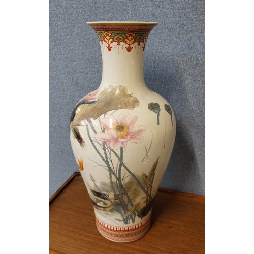 373 - A Chinese famille rose porcelain vase