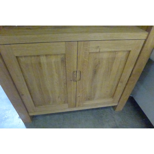 1387 - Solid oak large bookcase * This lot is subject to VAT