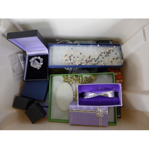 732 - A collection of new, boxed and tagged costume jewellery