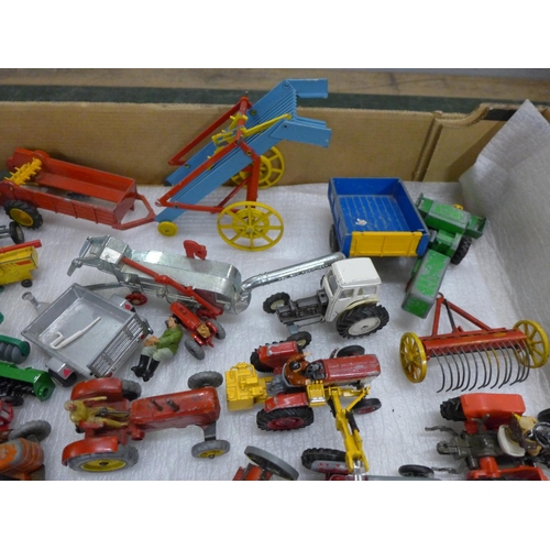 827 - Dinky Toys, Matchbox and other farming/agricultural die-cast model vehicles