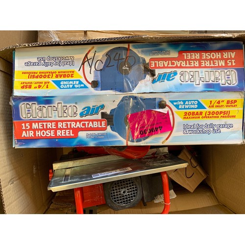 2139 - Clarke air 15m retractable air hose reel, tile cutter & jack - MM4402 - sold as scrap * this lot is ... 