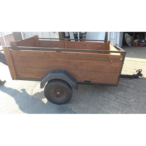 2416 - 7' x 3' Metal and wood trailer. Selling at 12 noon on auction day