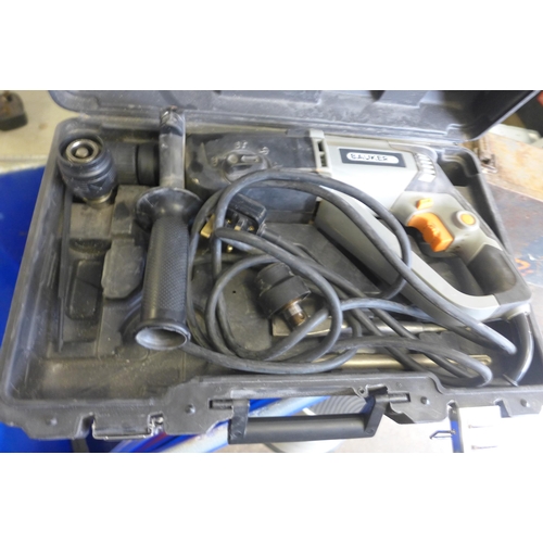 2002 - Bauker 1100w 240v hammer drill in case - W