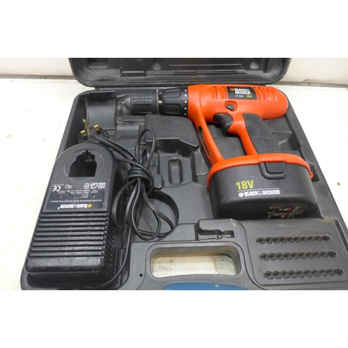 2022 - Bosch sander and Black & Decker 18v drill (KC1882F)