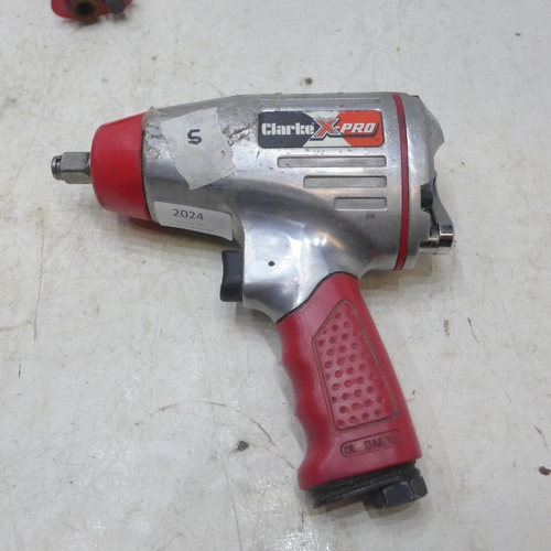 2024 - 4 air tools - 2 impact wrenches, nail gun, chisel with Black and Decker router