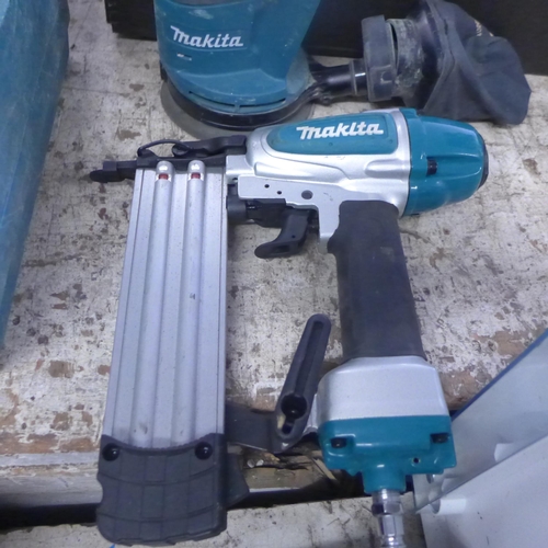 2042 - Makita nail gun & palm sander - a/f