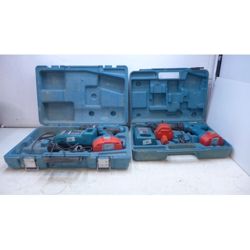 2045 - 2 Makita 12v cordless drills in case