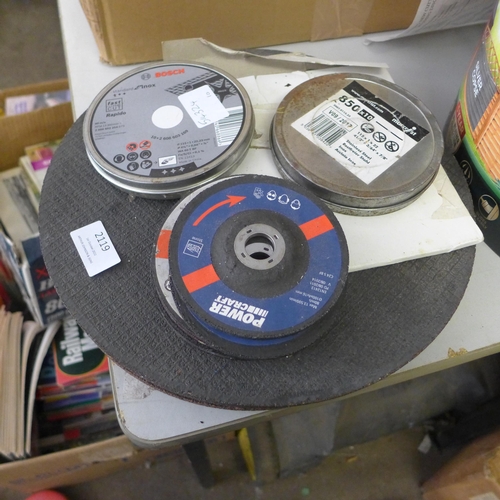 2119 - Assorted unused cutting/angle grinder discs