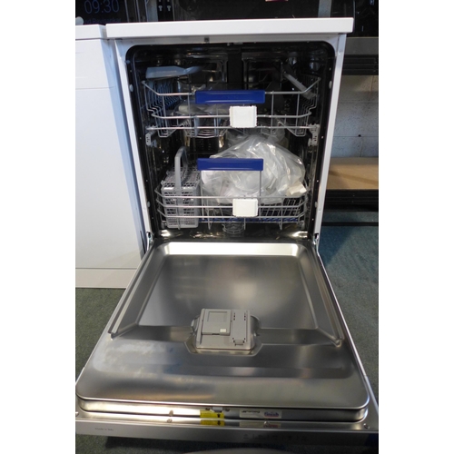 3005 - Smeg White 13Ps Dishwasher (Model: DF292DSW), Original RRP £458.33 + vat (271z-48)  * This lot is su... 