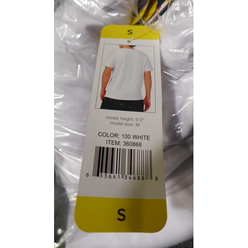 3174 - Bag of men's white Fila T-shirts, size S * this lot is subject to VAT