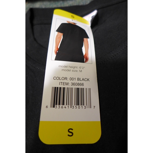 3175 - Bag of men's black Fila T-shirts, size S * this lot is subject to VAT