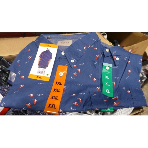 3180 - Box of men's Loose shirts, mixture of sizes, styles and colours * this lot is subject to VAT