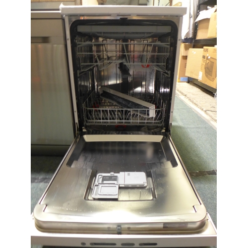 3201 - Hisense White Dishwasher - model: HS661C60WUK, Original RRP £391.66 + vat (271z-14)  * This lot is s... 