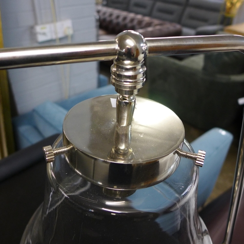 1386 - A chrome lantern table lamp