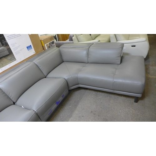 1459 - Kmc.772 2Pc Leather   W22Sectional - Winter Fy22, Original RRP £2083.33 + vat (4142-12) * This lot i... 